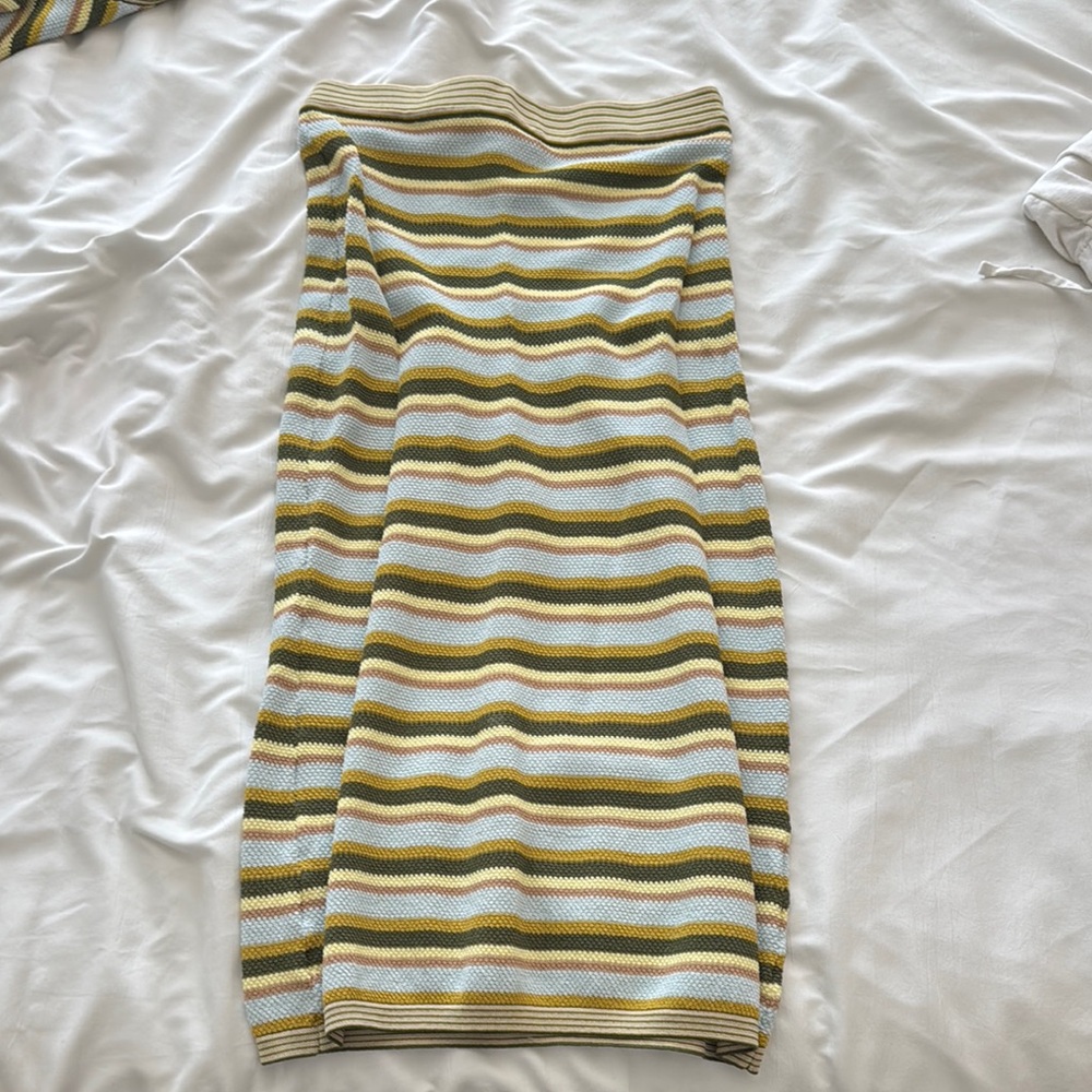 Lisa Says Gah Britt Skirt Set - Picture 4 of 5